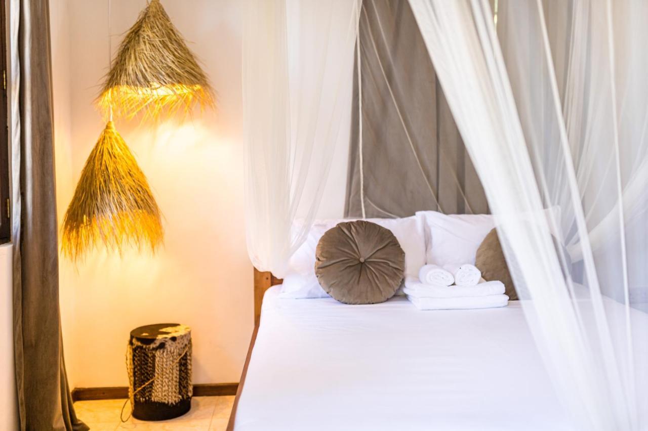 Kima Serviced Beach House & Suites Bwejuu Zewnętrze zdjęcie