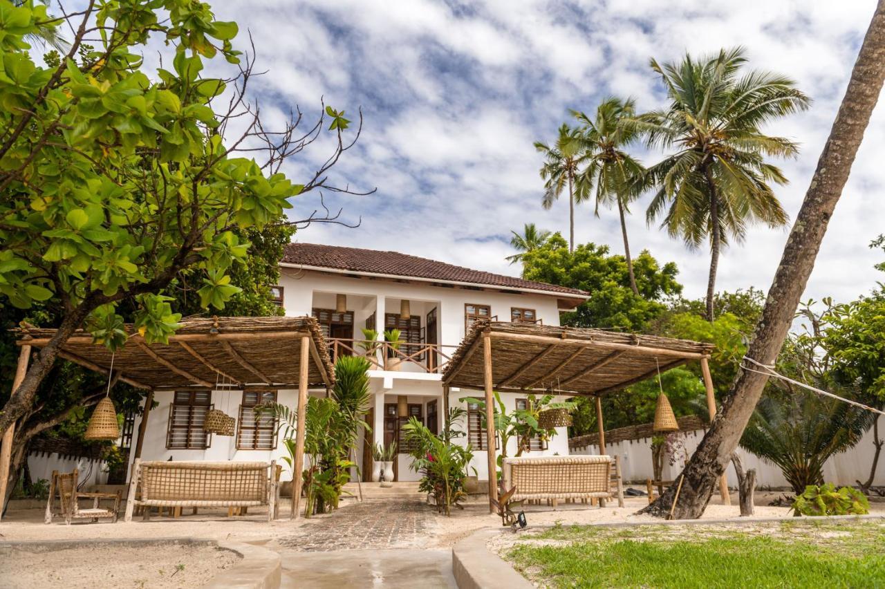 Kima Serviced Beach House & Suites Bwejuu Zewnętrze zdjęcie
